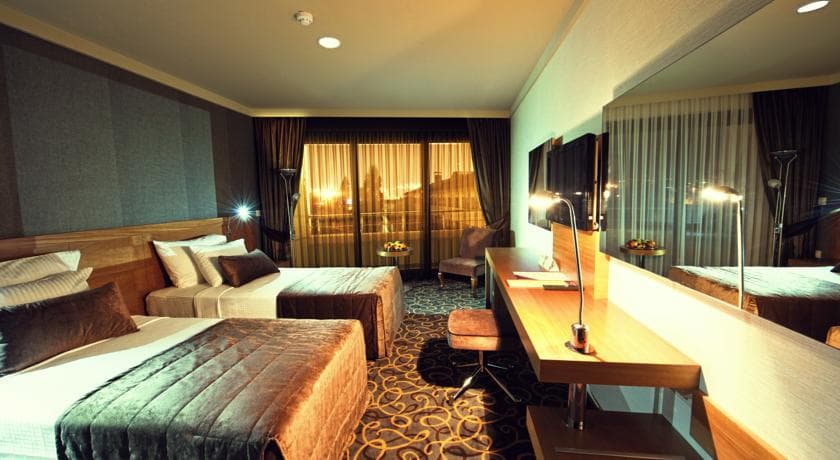 Volley Hotel İzmir-1