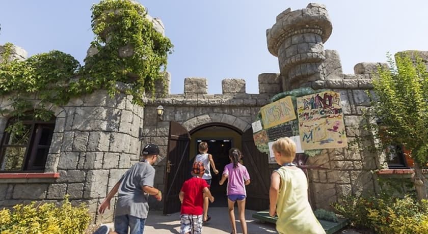 Felicia Village Hotel-46