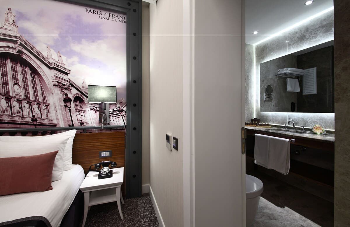 Montania Special Class Hotel-10