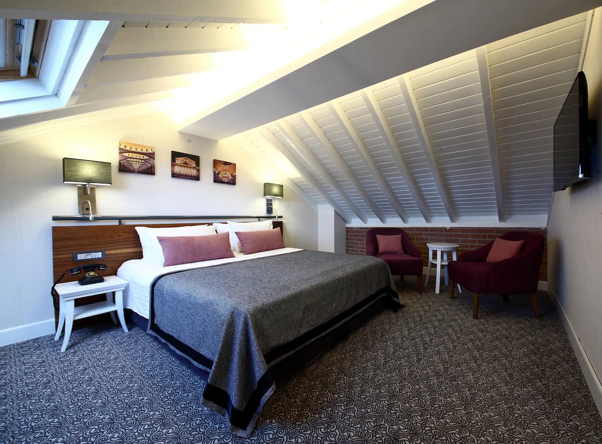 Montania Special Class Hotel-39