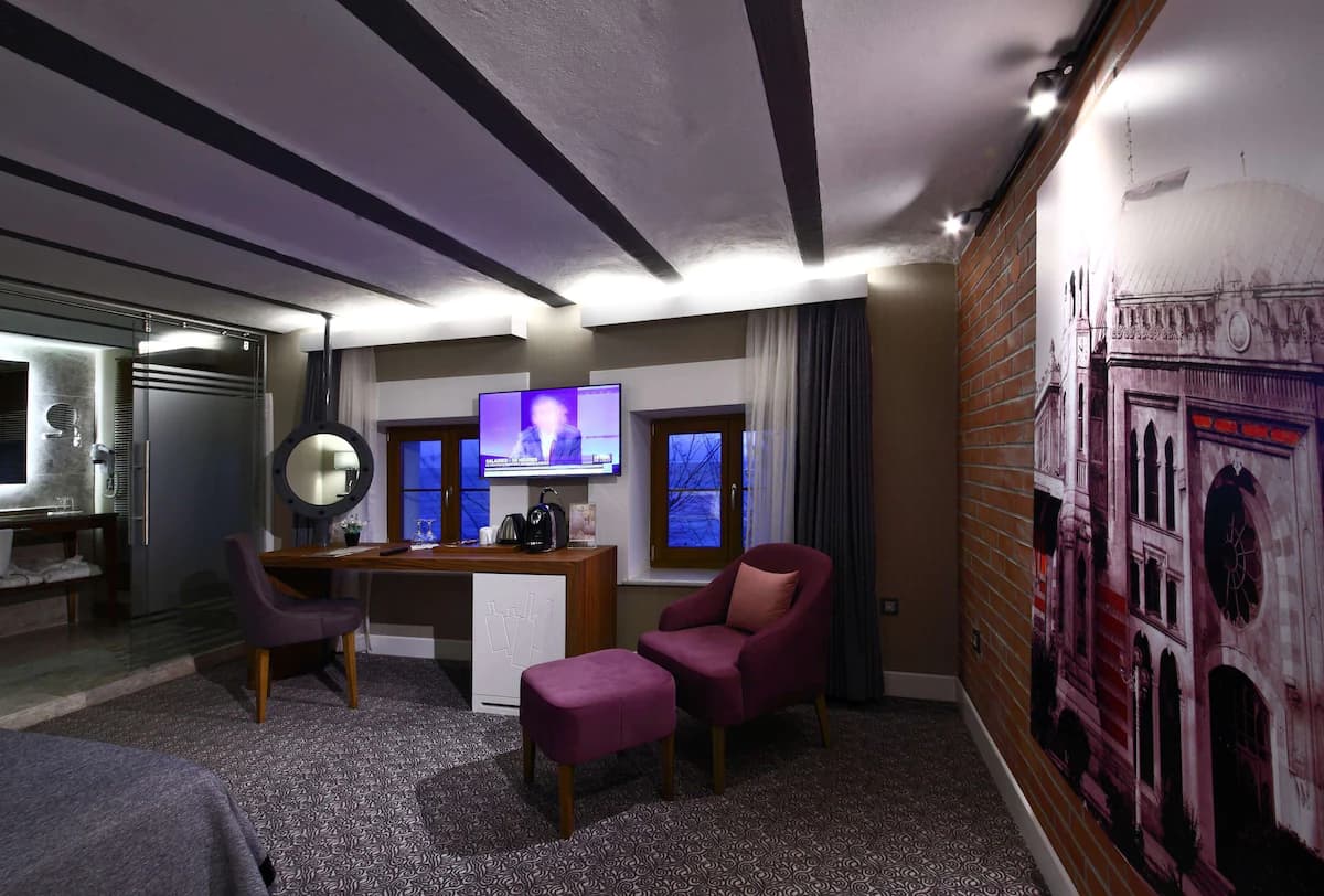 Montania Special Class Hotel-37