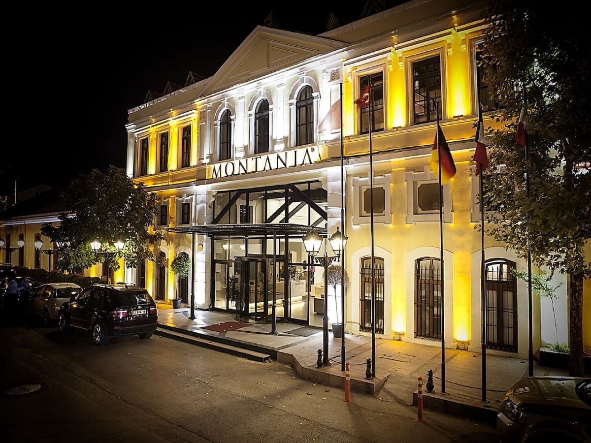 Montania Special Class Hotel-0