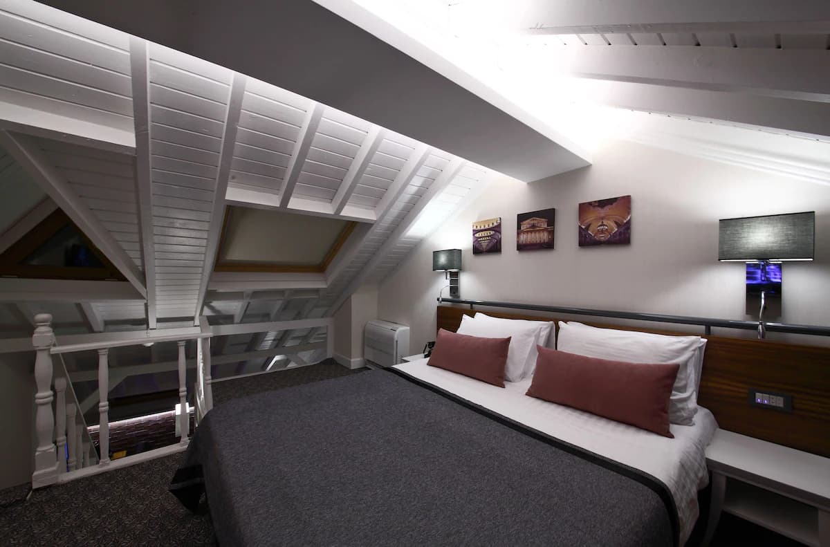 Montania Special Class Hotel-100