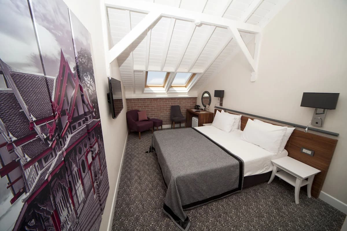 Montania Special Class Hotel-18