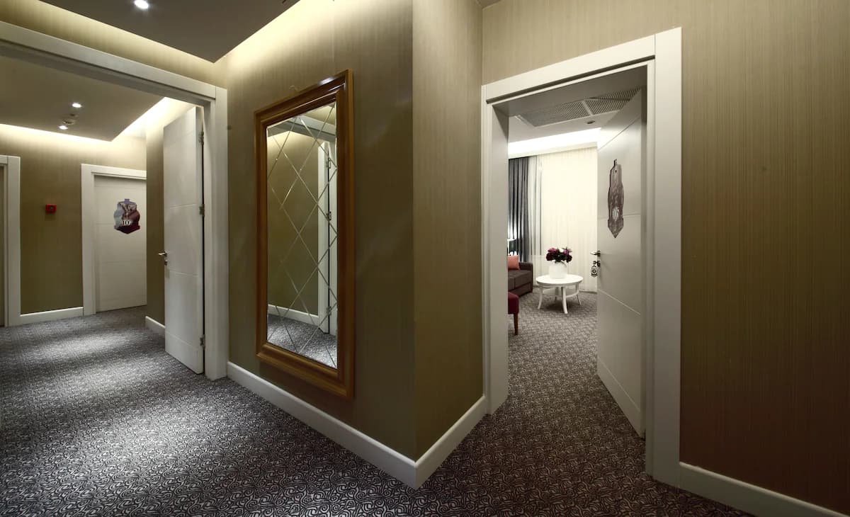 Montania Special Class Hotel-54