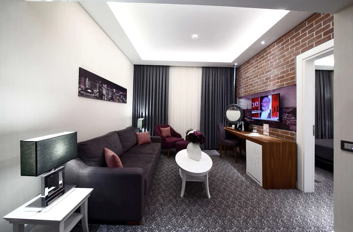 Montania Special Class Hotel-52