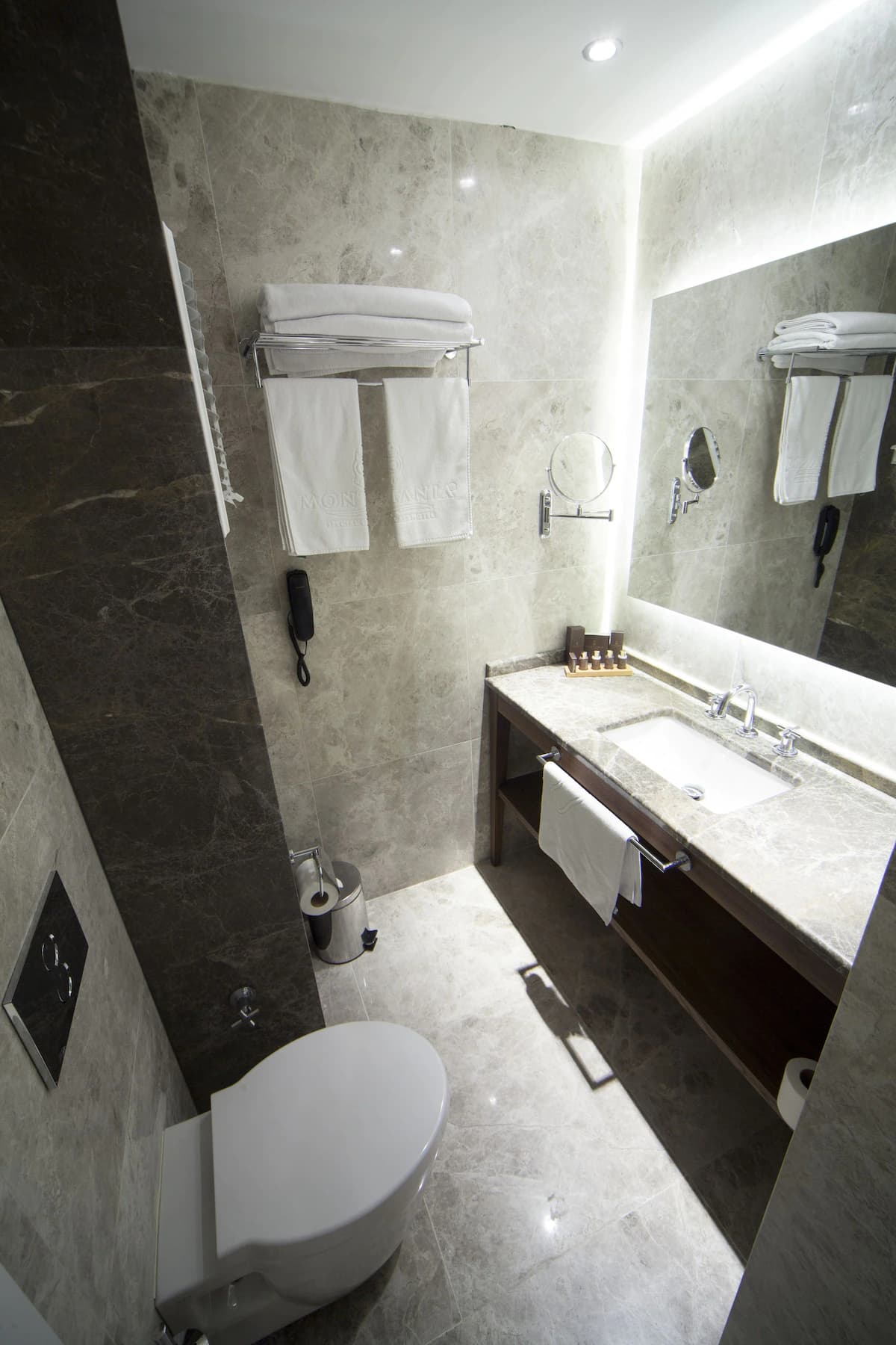 Montania Special Class Hotel-112