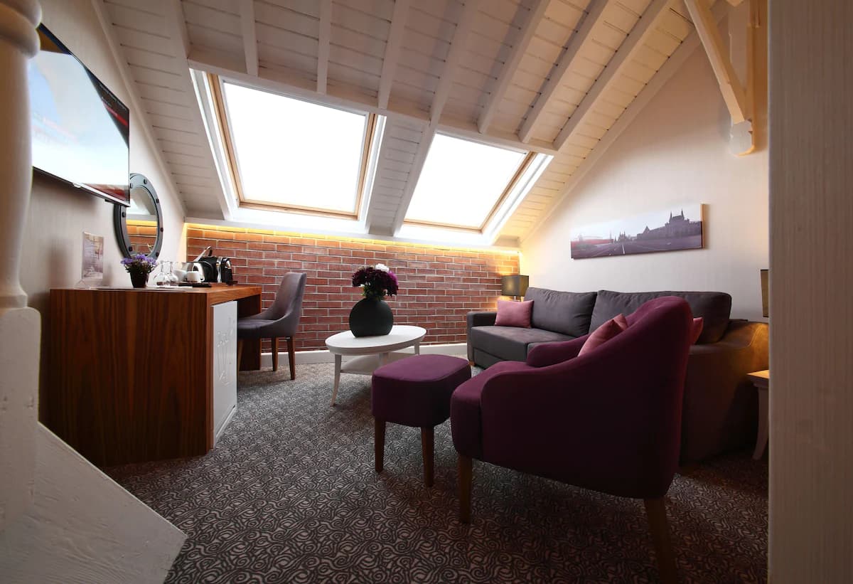 Montania Special Class Hotel-15