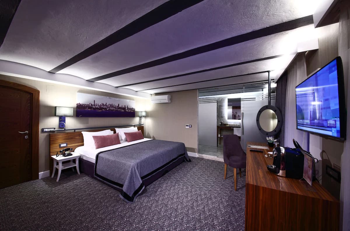 Montania Special Class Hotel-56