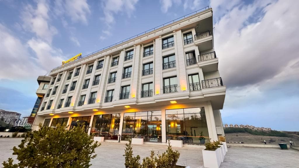 Kanyonvadi Hotel-16