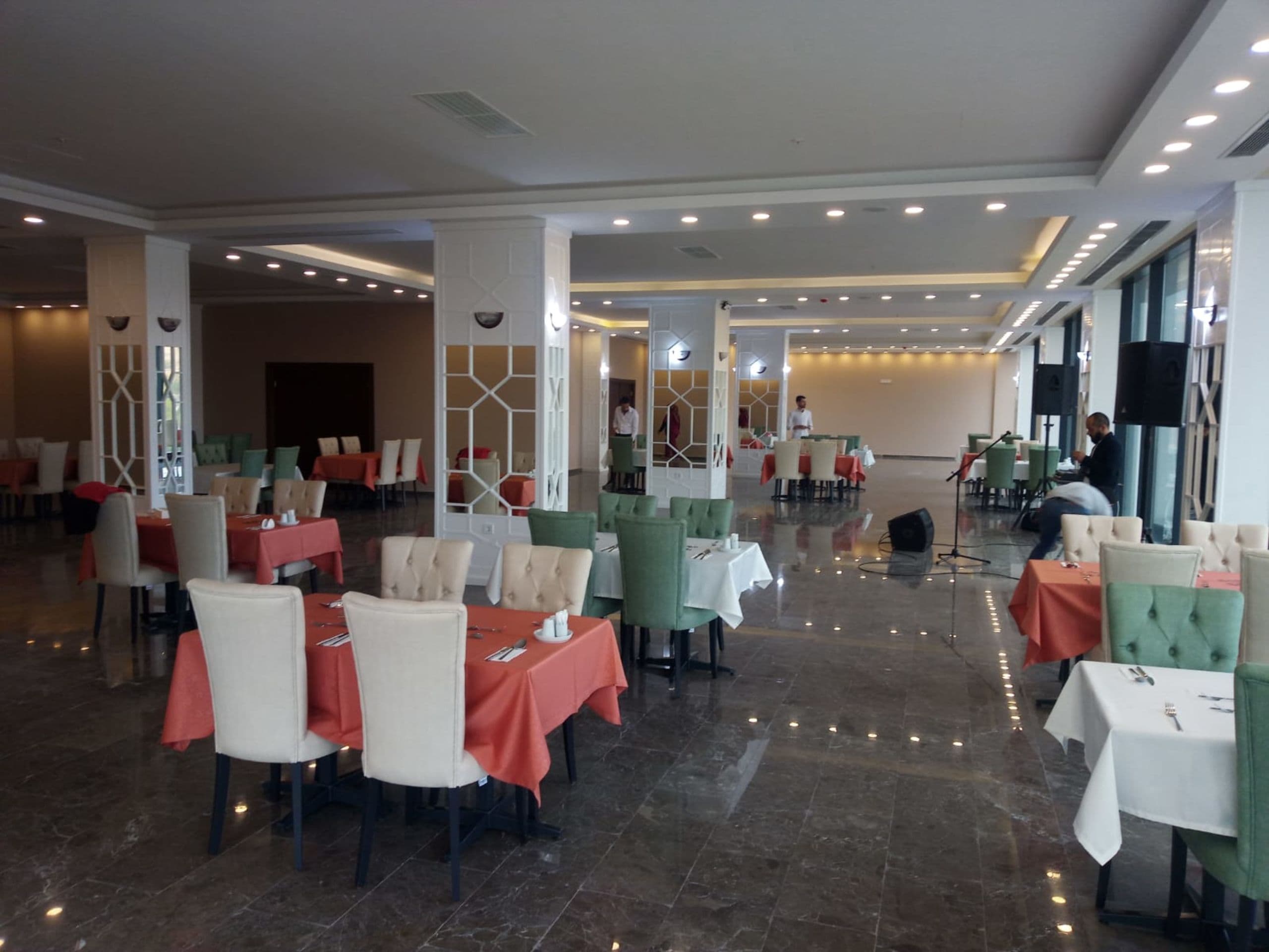 Kanyonvadi Hotel-38