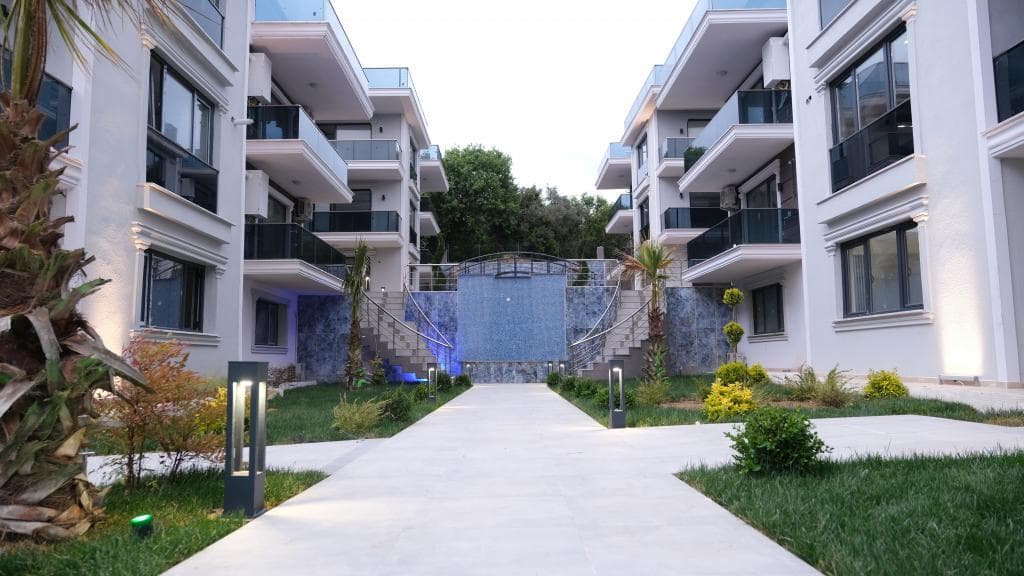 Flower City Suites & Complex-10