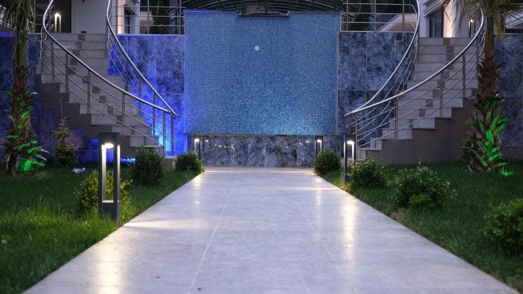 Flower City Suites & Complex-4