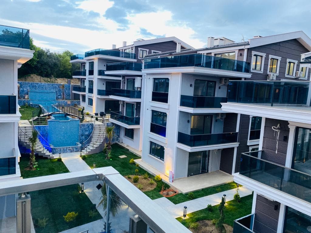 Flower City Suites & Complex-9