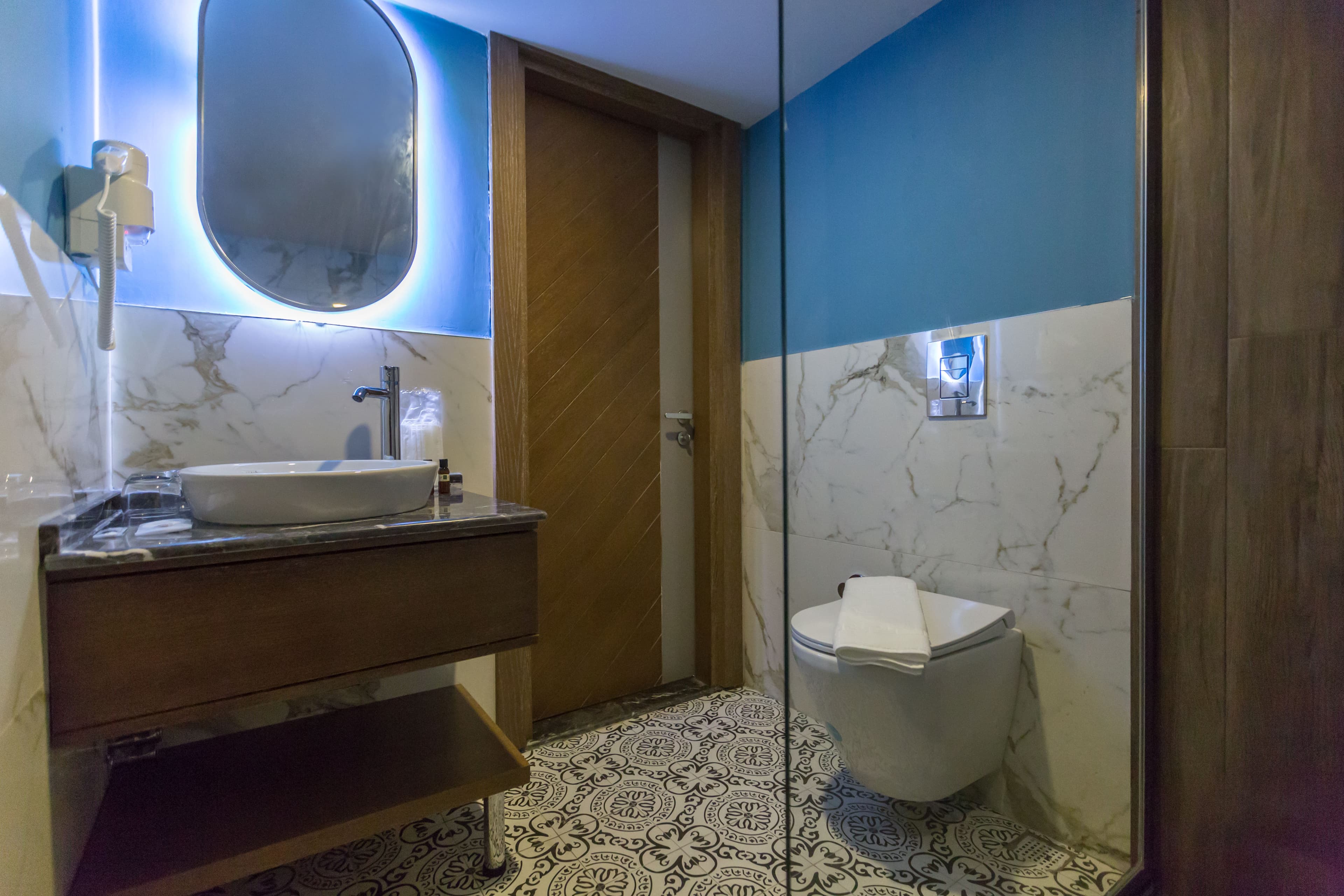 Risus Beach Resort Hotel-55