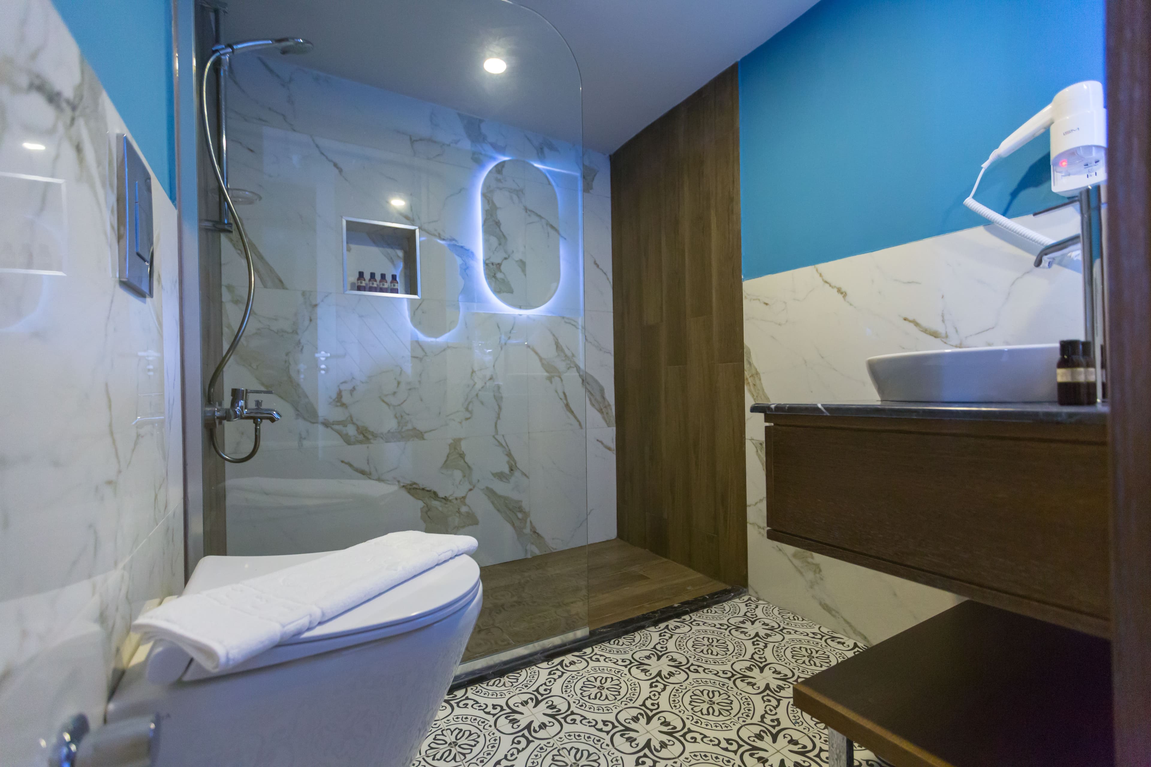 Risus Beach Resort Hotel-53