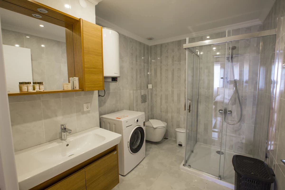 Royal Comfort Hotel-30