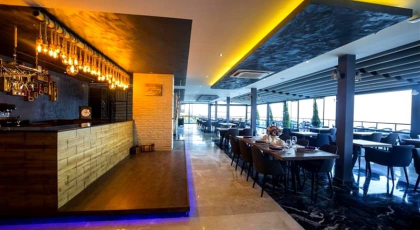 Royal Comfort Hotel-57