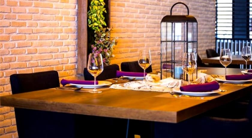 Royal Comfort Hotel-47