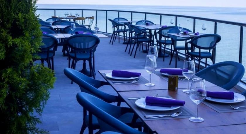 Royal Comfort Hotel-45