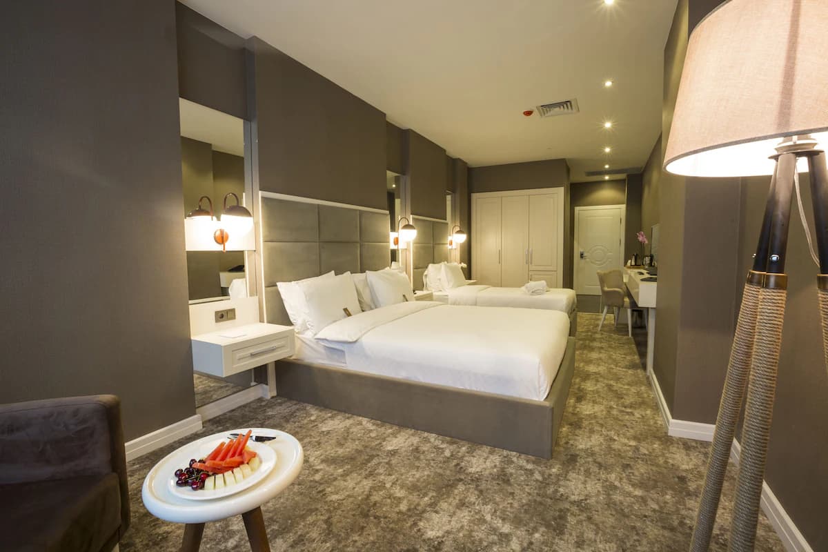 Royal Comfort Hotel-14