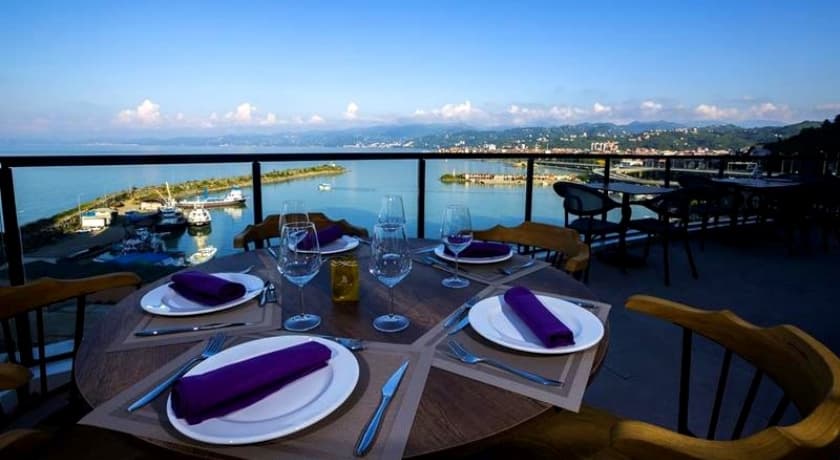 Royal Comfort Hotel-43