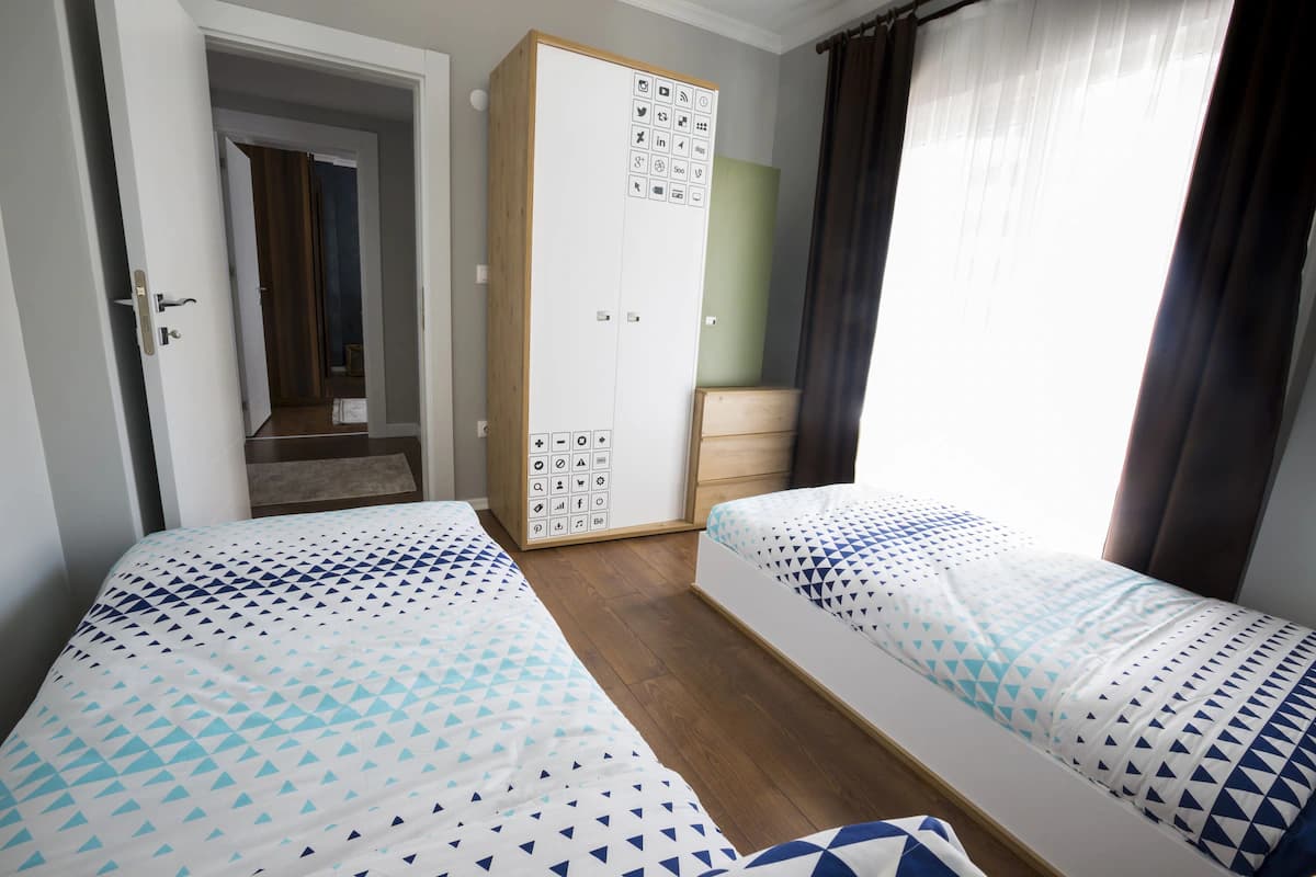 Royal Comfort Hotel-26