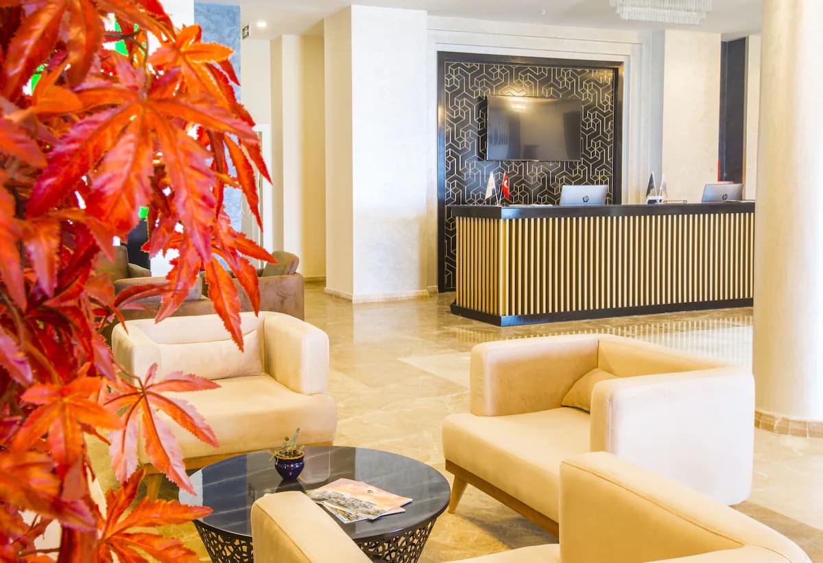 Royal Comfort Hotel-27