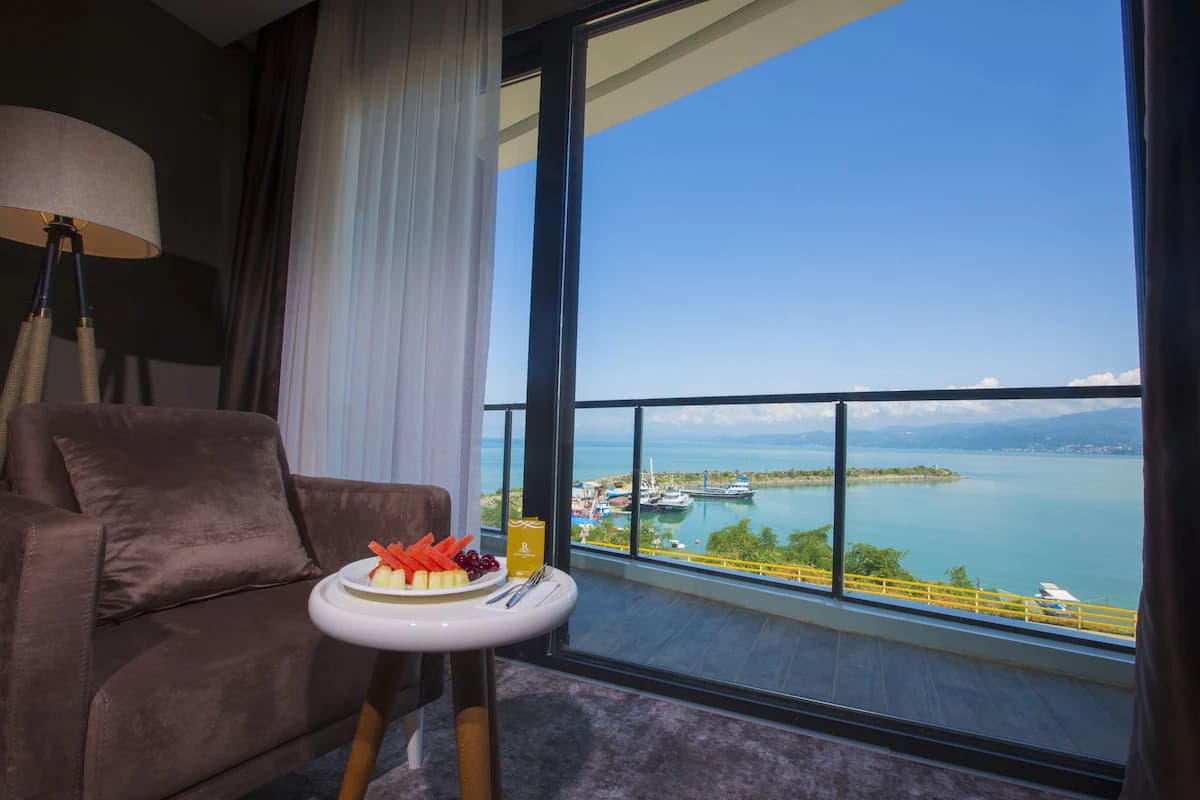 Royal Comfort Hotel-11