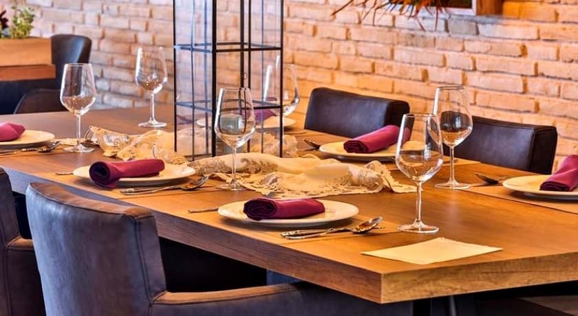 Royal Comfort Hotel-46