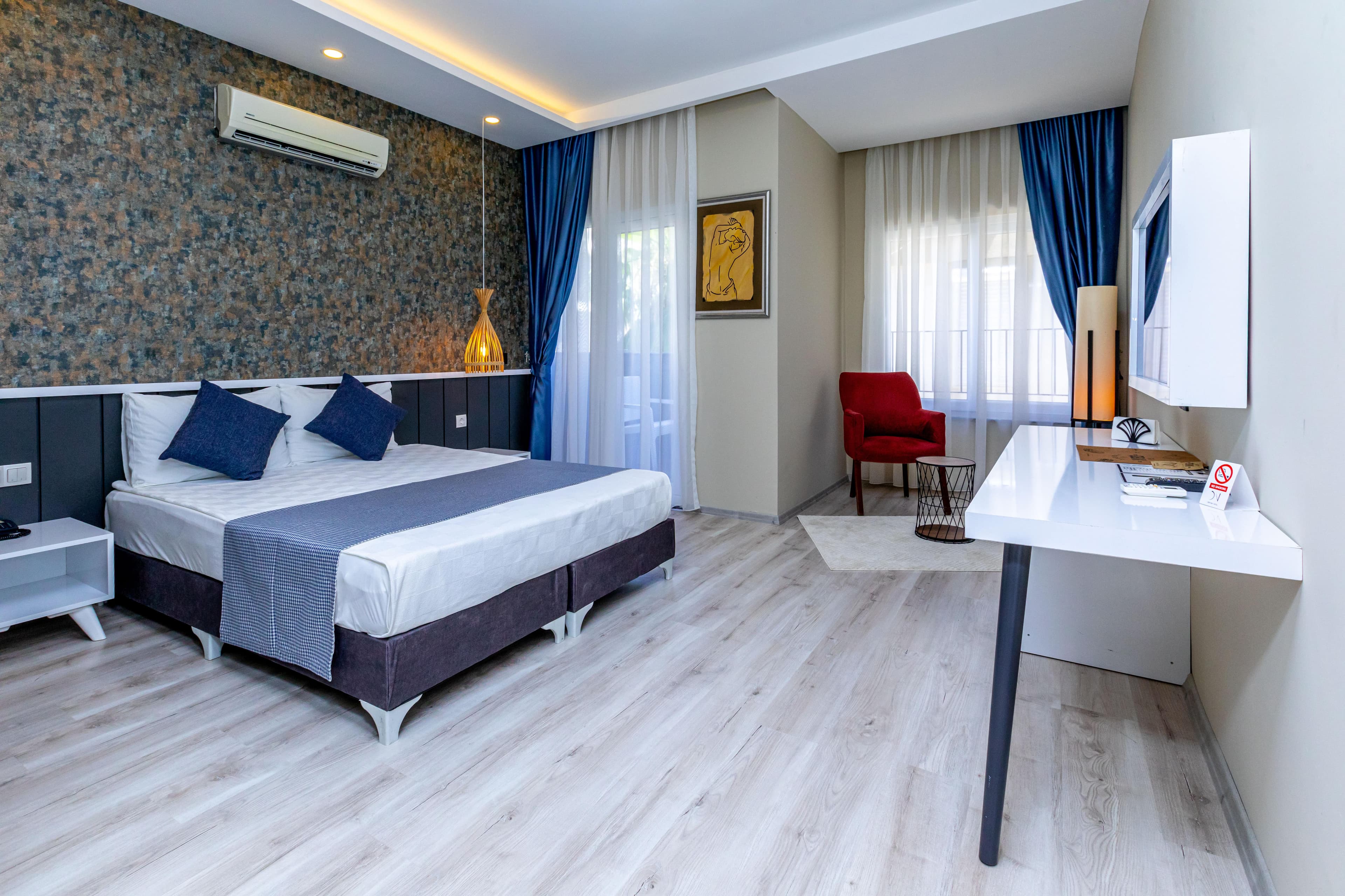 Der Inn Hotel-7