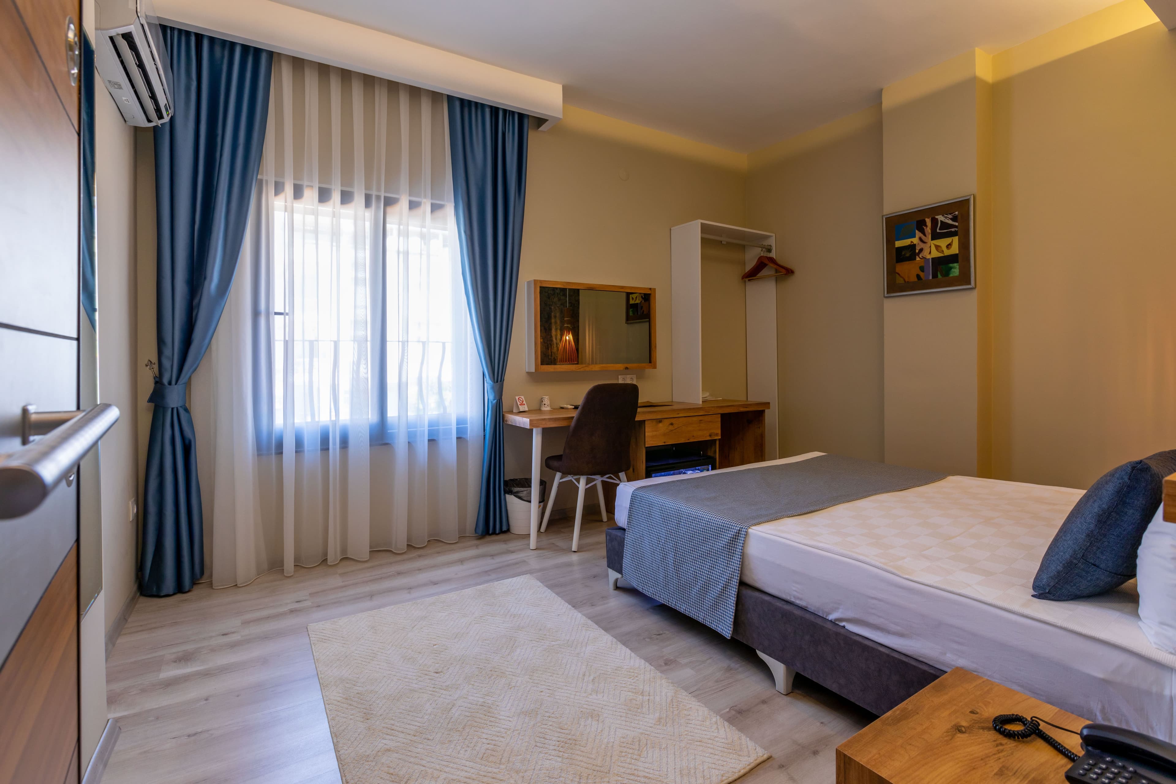 Der Inn Hotel-13