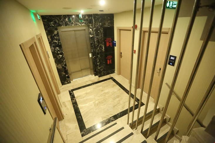 Restwon Suit Hotel-3