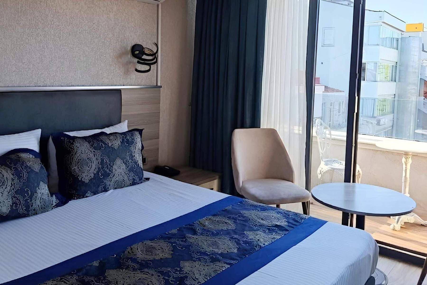 Restwon Suit Hotel-4