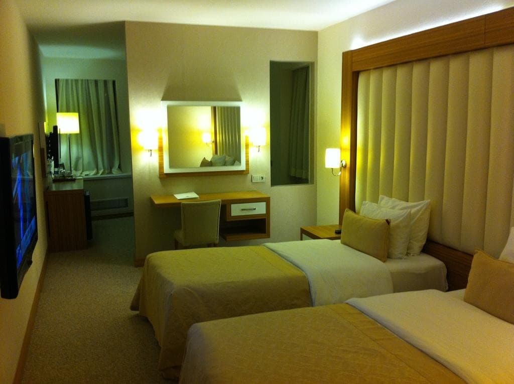 Park Royal Hotel Luxury-10