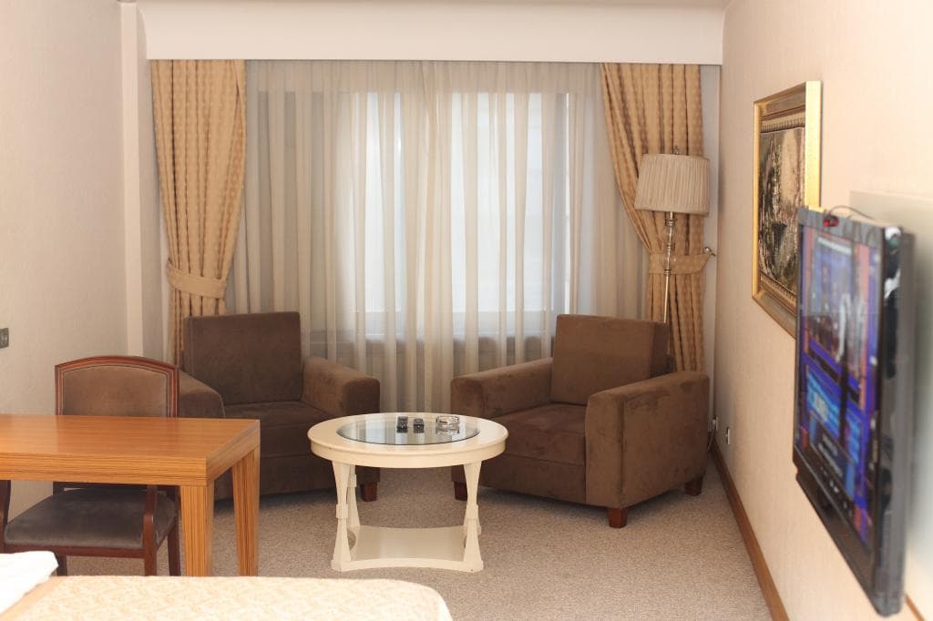 Park Royal Hotel Luxury-13