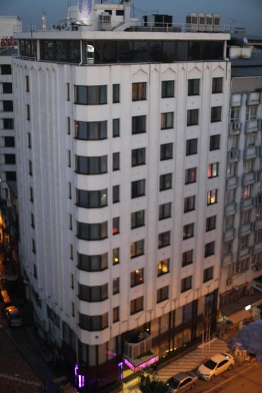 Park Royal Hotel Luxury-9