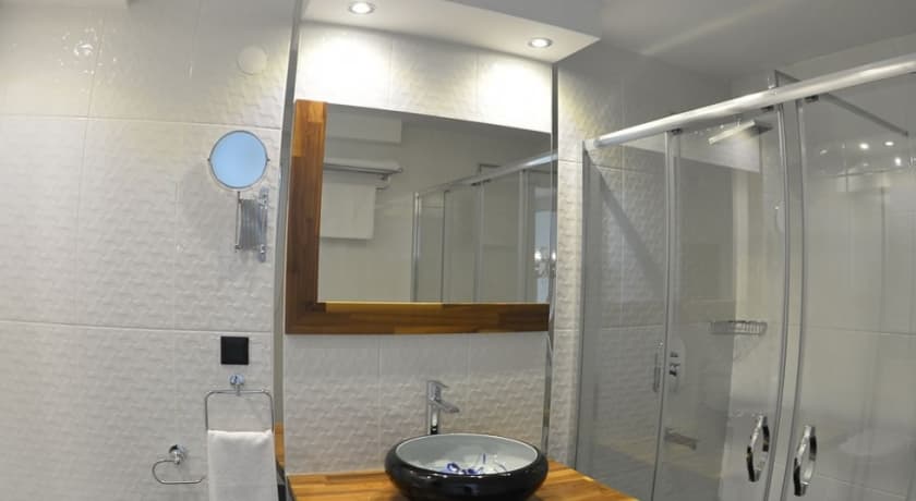 R.S City Hotel-12