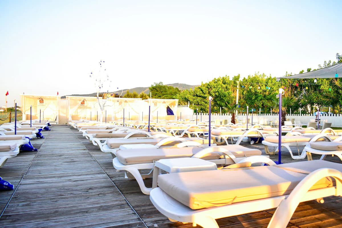 Green Hills Suites-19