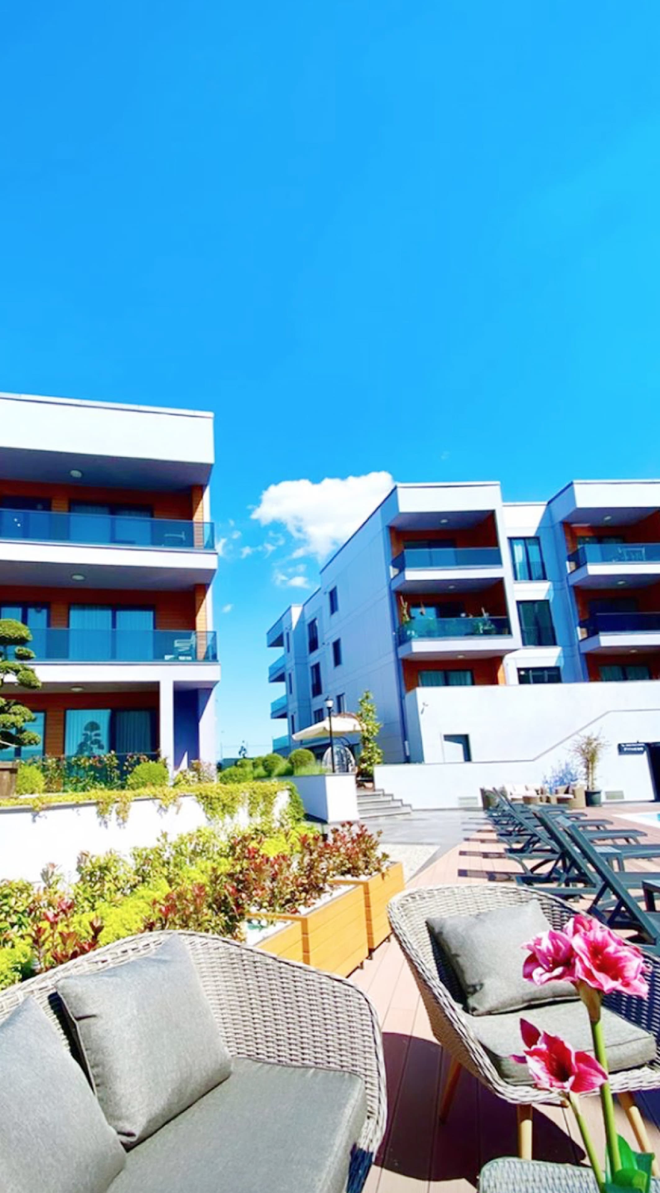 Green Hills Suites-55