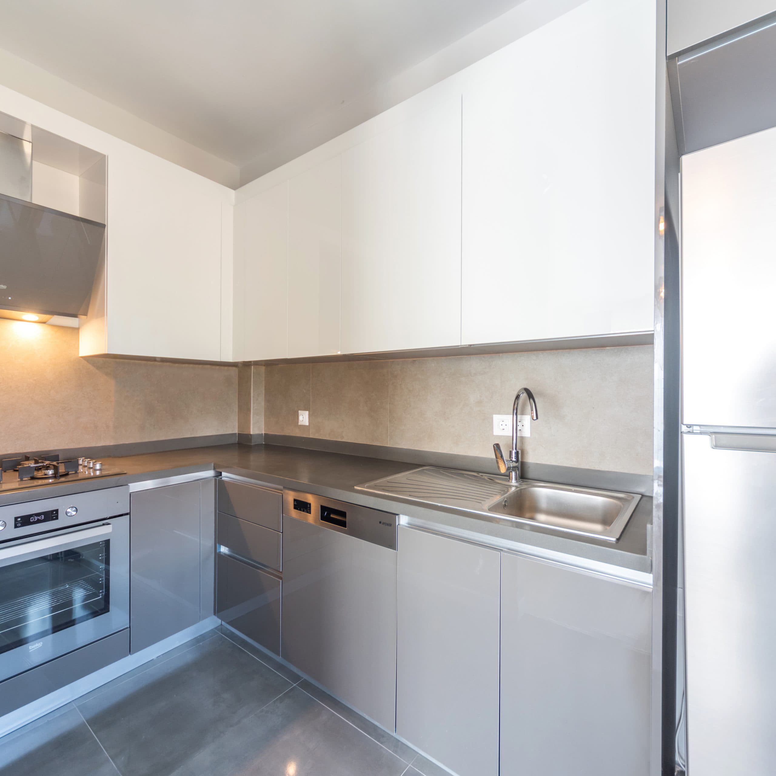 Green Hills Suites-63