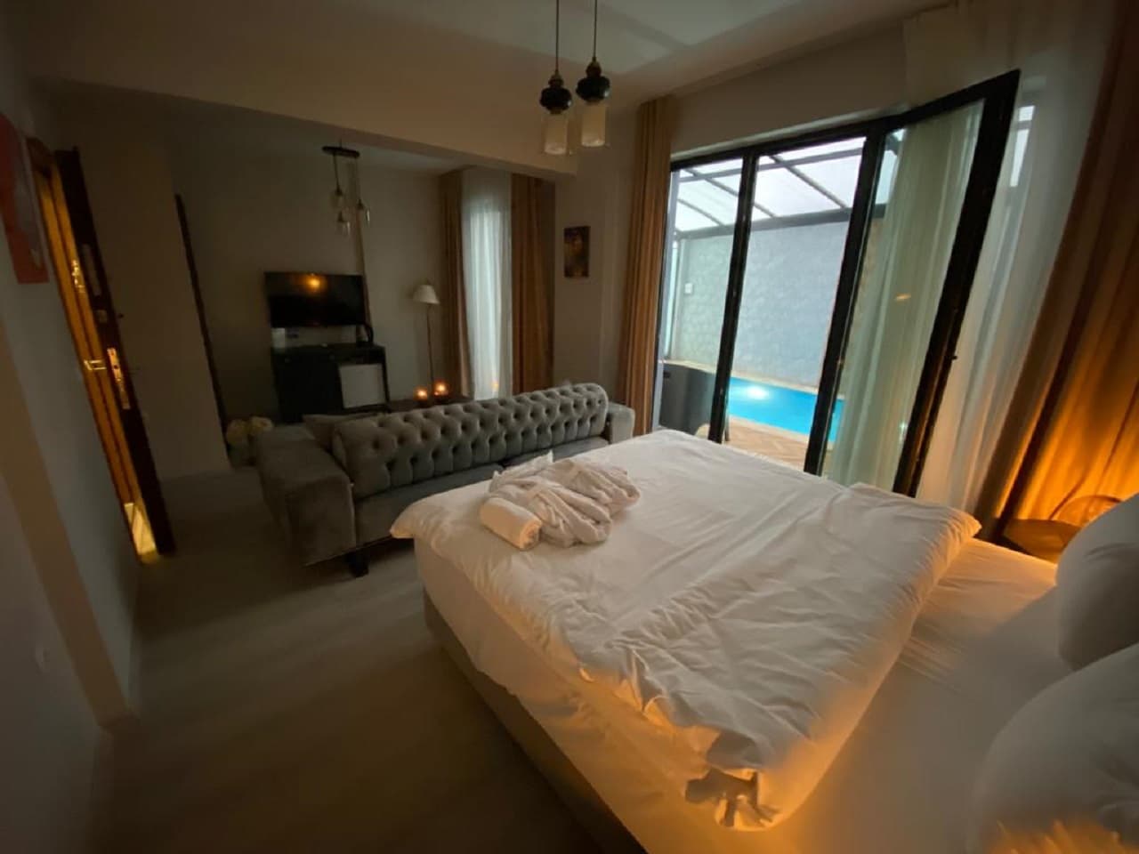 Green Hills Suites-86