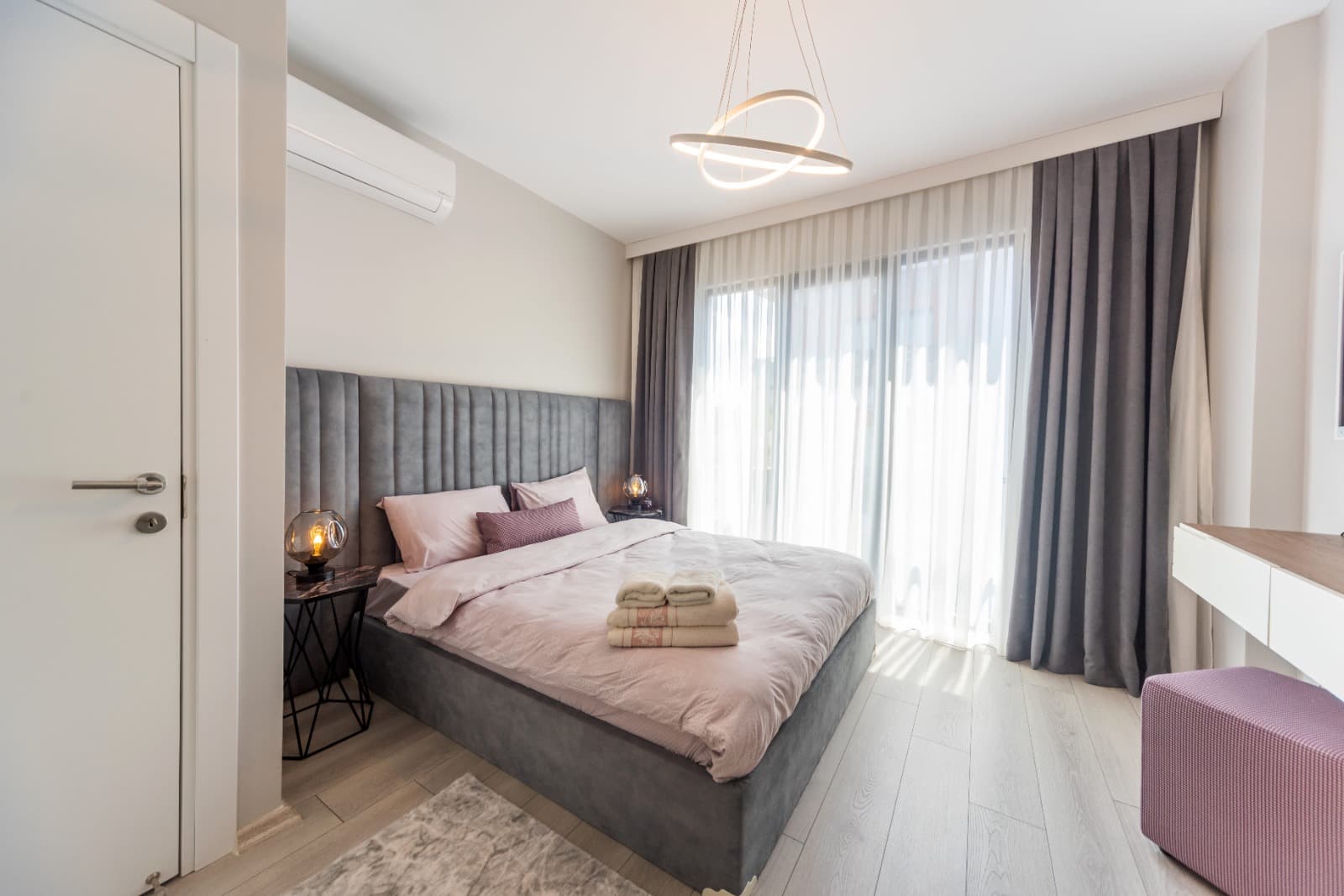 Green Hills Suites-72