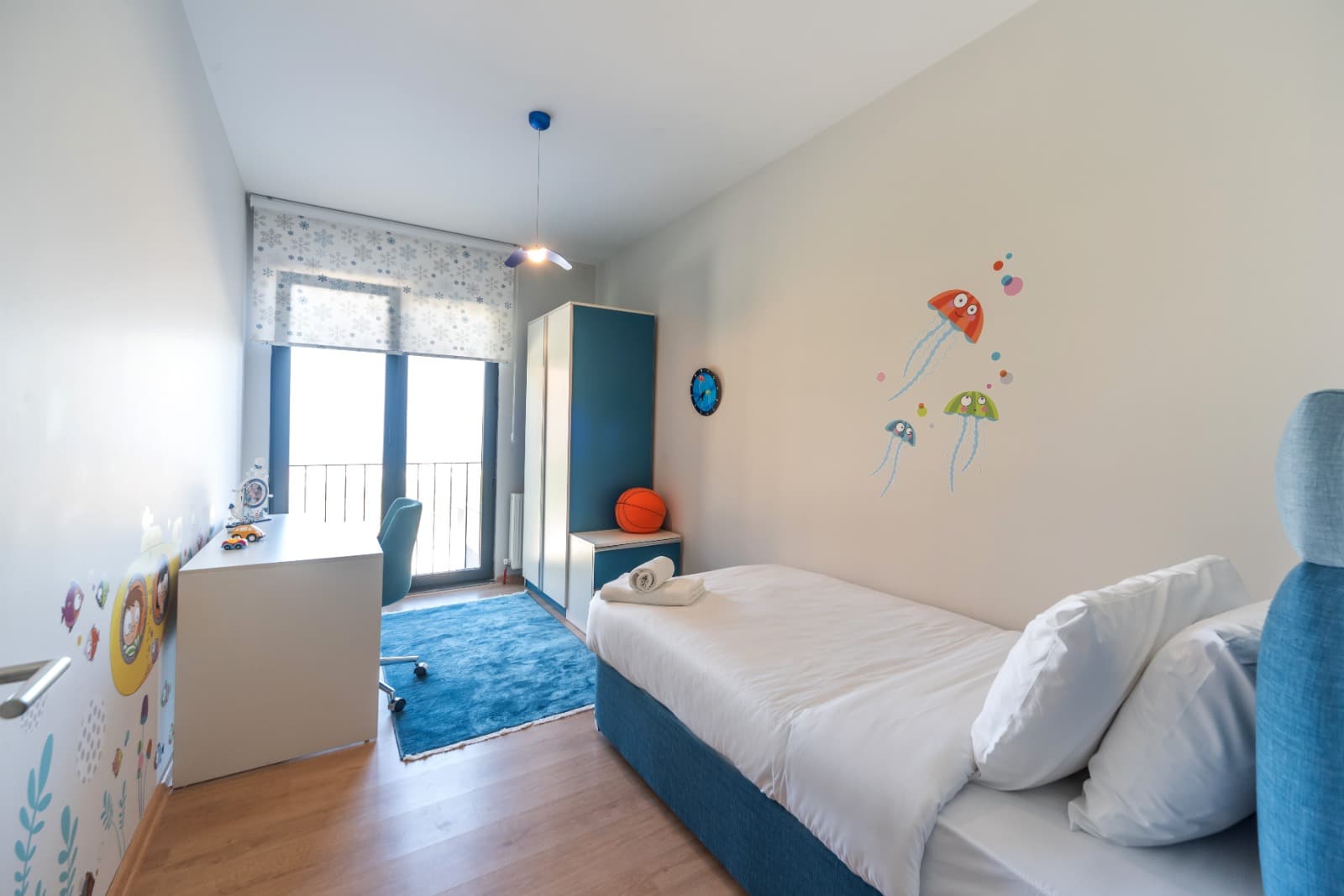 Green Hills Suites-45