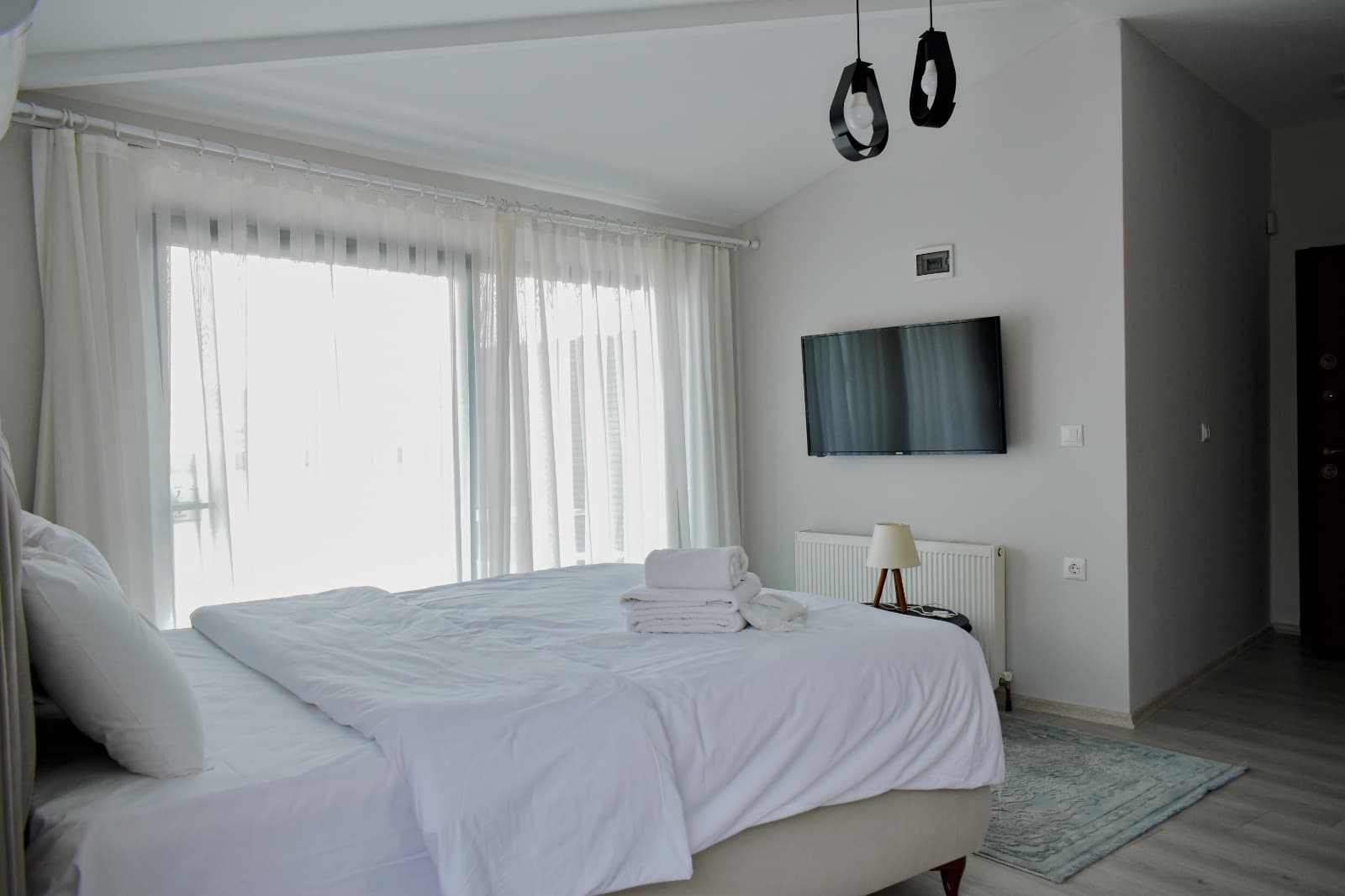 Green Hills Suites-88