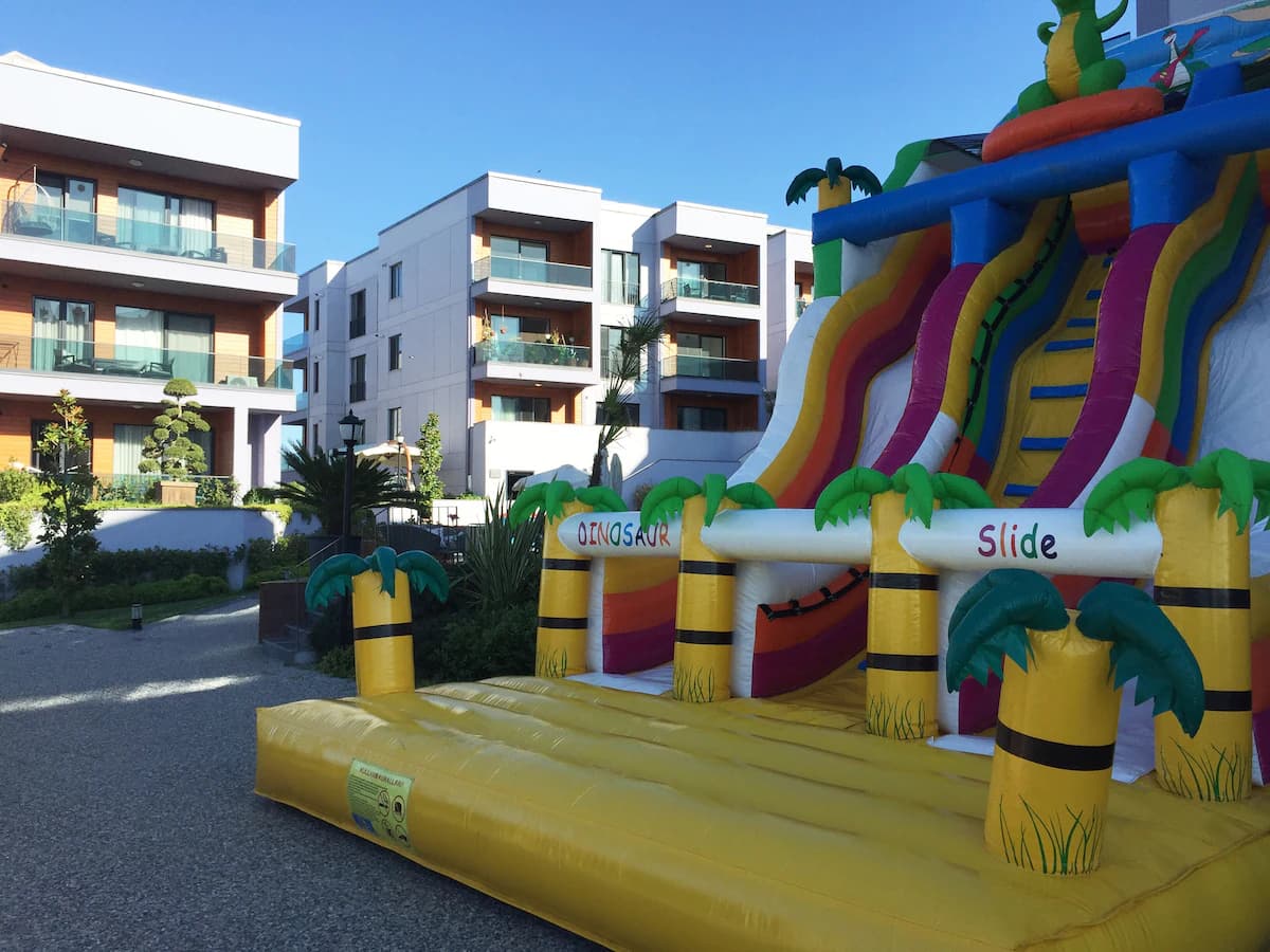 Green Hills Suites-25