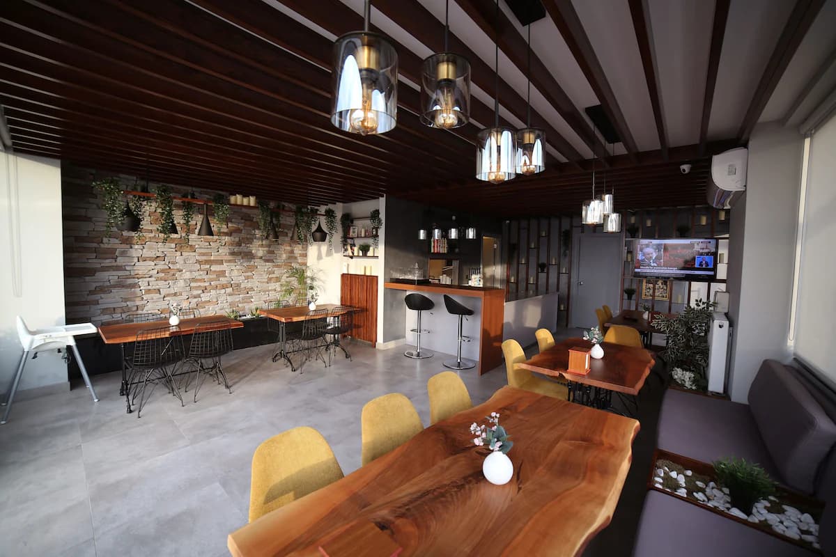 Green Hills Suites-10