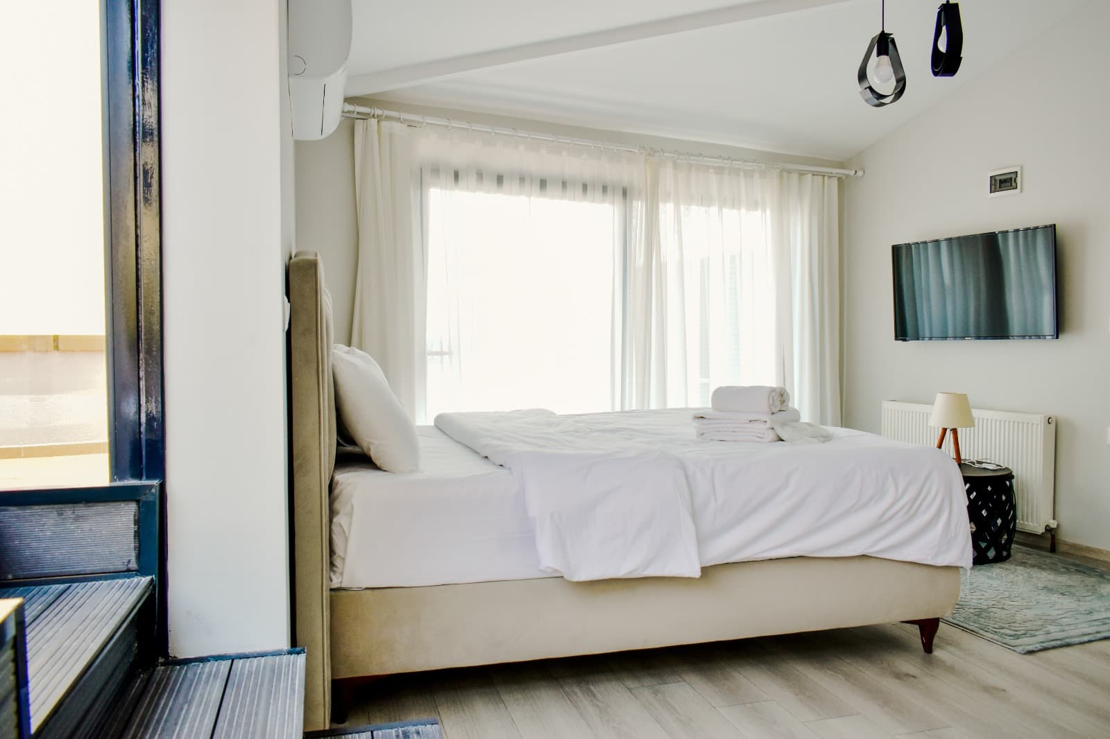 Green Hills Suites-79