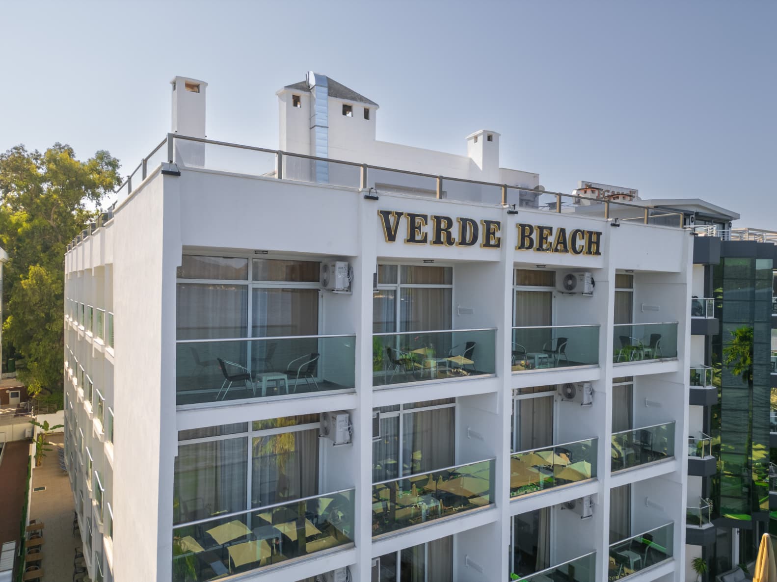 Verde Beach Hotel +16-26