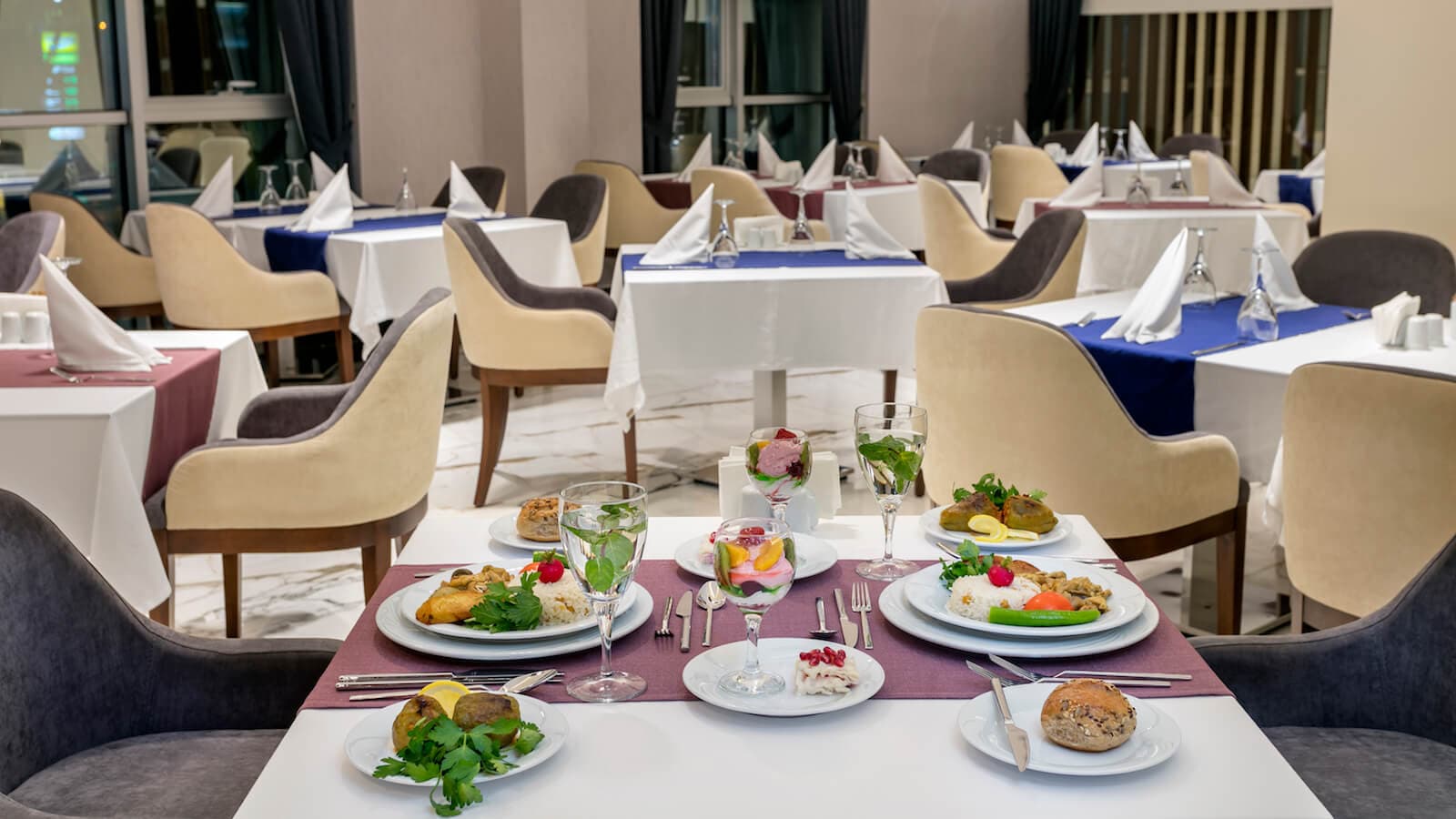 B Business Hotel & Spa-8